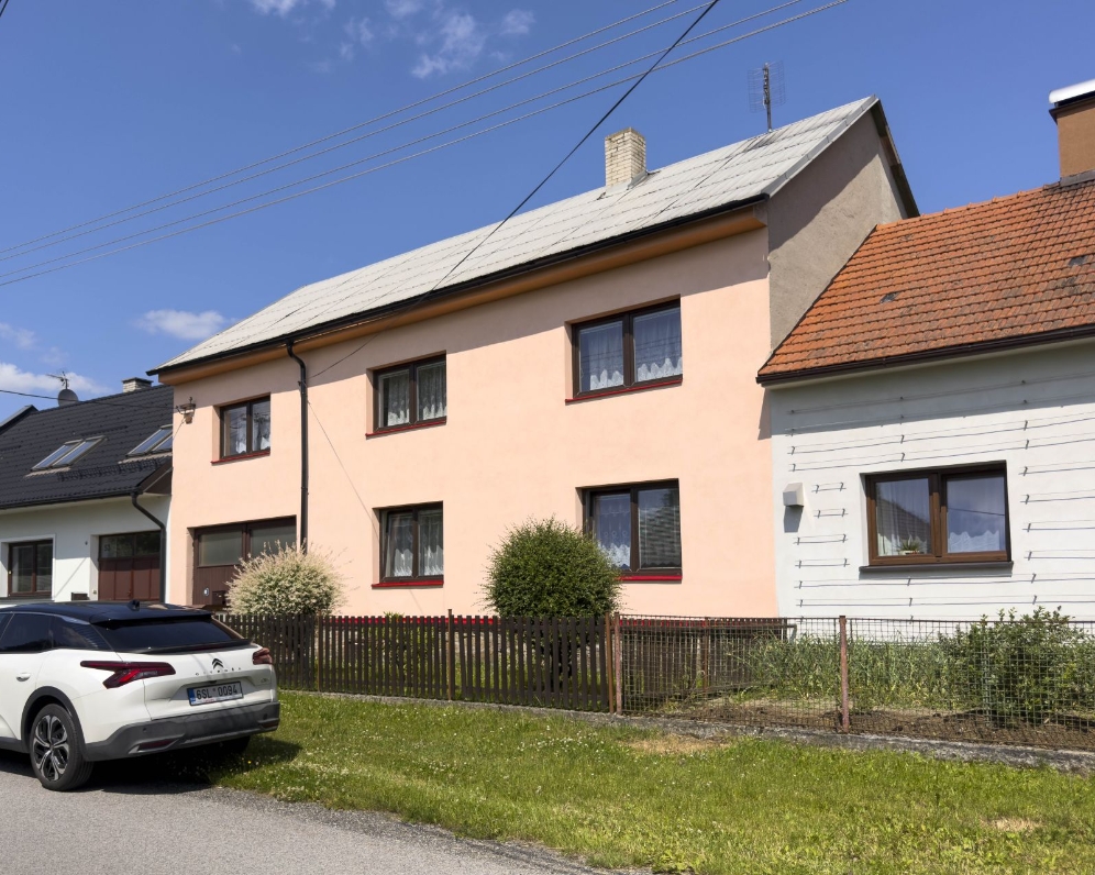 RD 7+1 se zahradou Vatín u Žďáru nad Sázavou